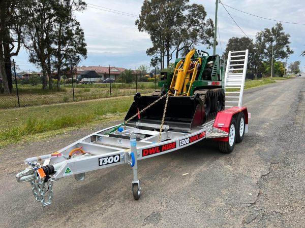Dingo DT725 Mini Skid Steer Loader For Hire - Image 2