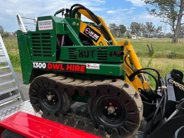 Dingo DT725 Mini Skid Steer Loader For Hire - Image 5