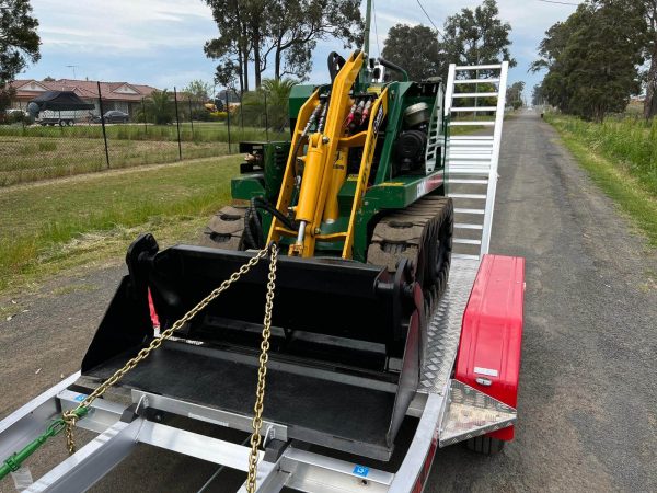 Dingo DT725 Mini Skid Steer Loader For Hire - Image 13